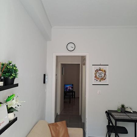 Lysandros Comfortable Apartments In Athens, Near The Metro Buitenkant foto