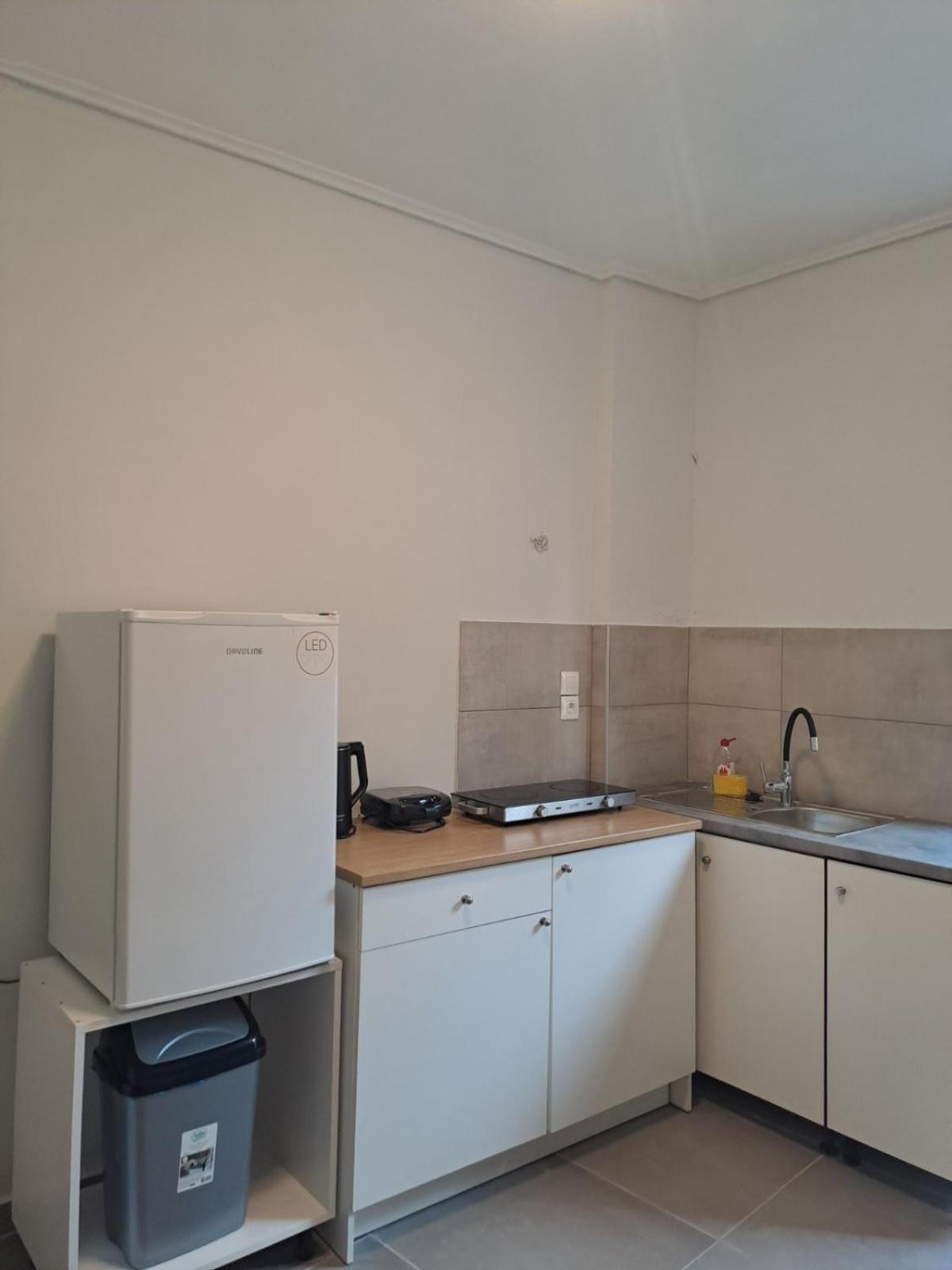 Lysandros Comfortable Apartments In Athens, Near The Metro Buitenkant foto